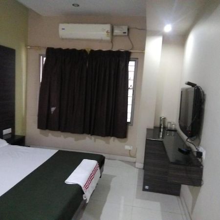 Iroomz Hoysala Residency Bellary Luaran gambar