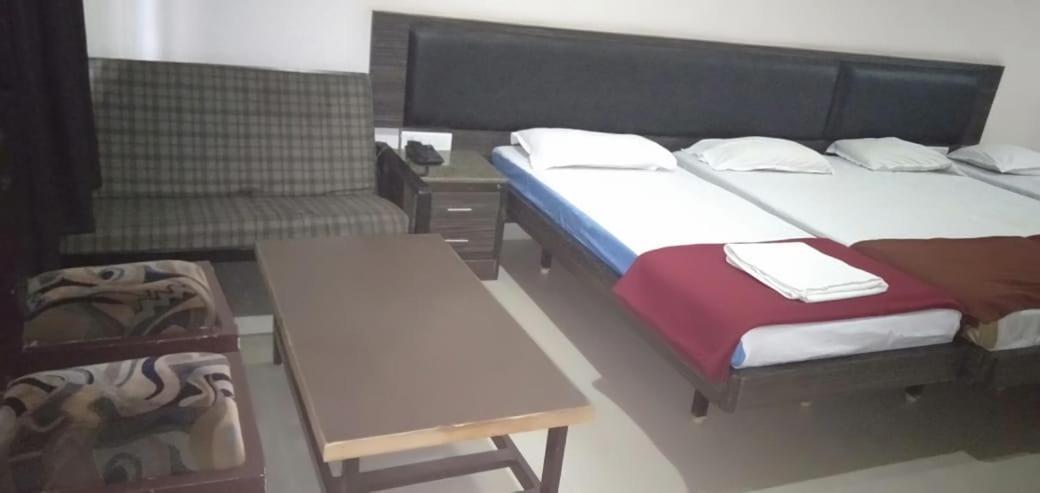 Iroomz Hoysala Residency Bellary Luaran gambar